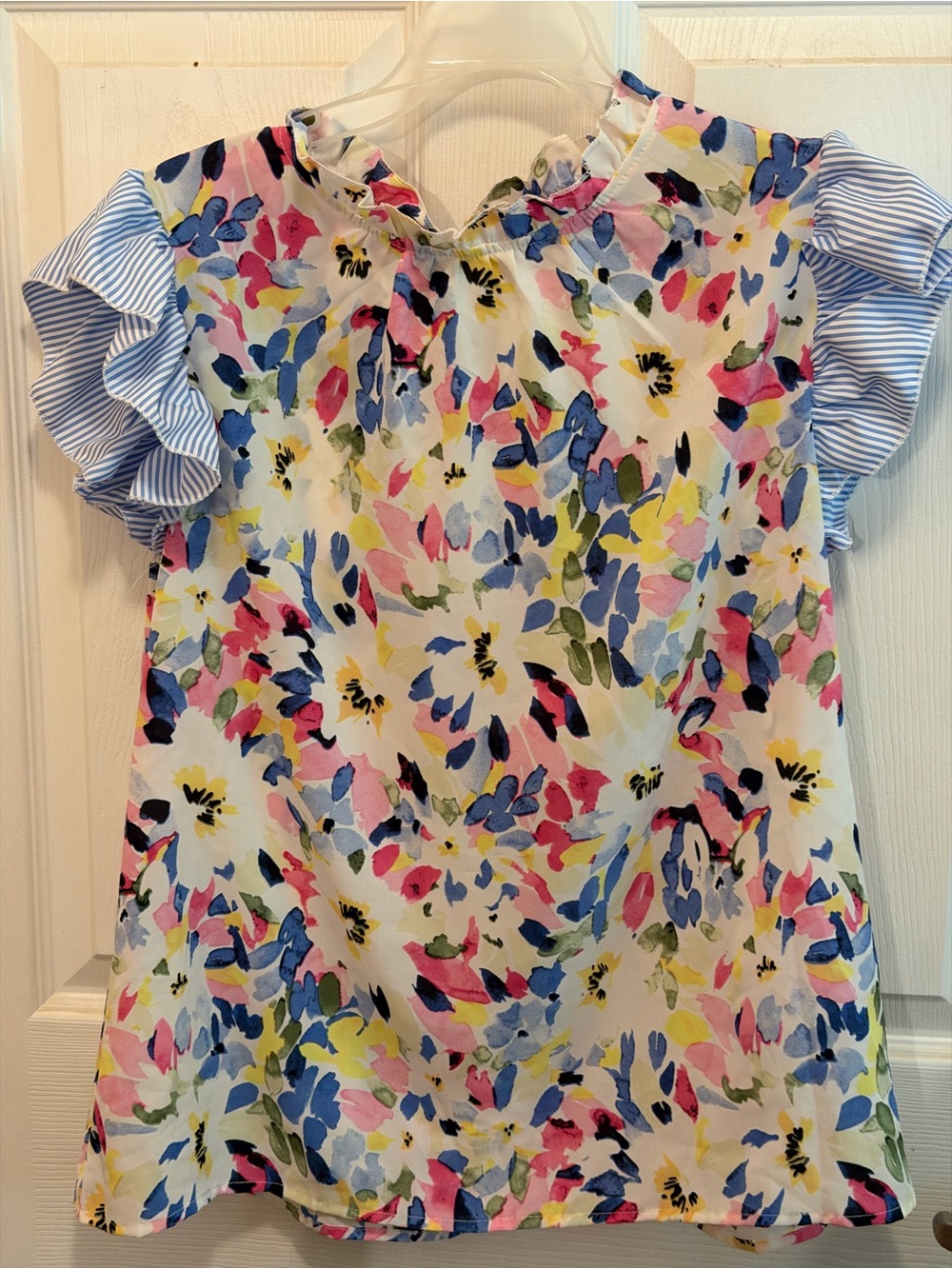 SHEIN Multi-Color Floral Ruffle Sleeve Blouse
